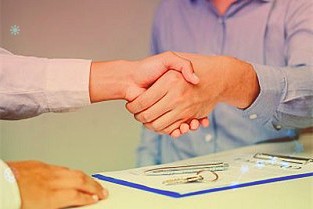 七年权益投资业绩第一万家基金如何打造“百花齐放”的投资团队?